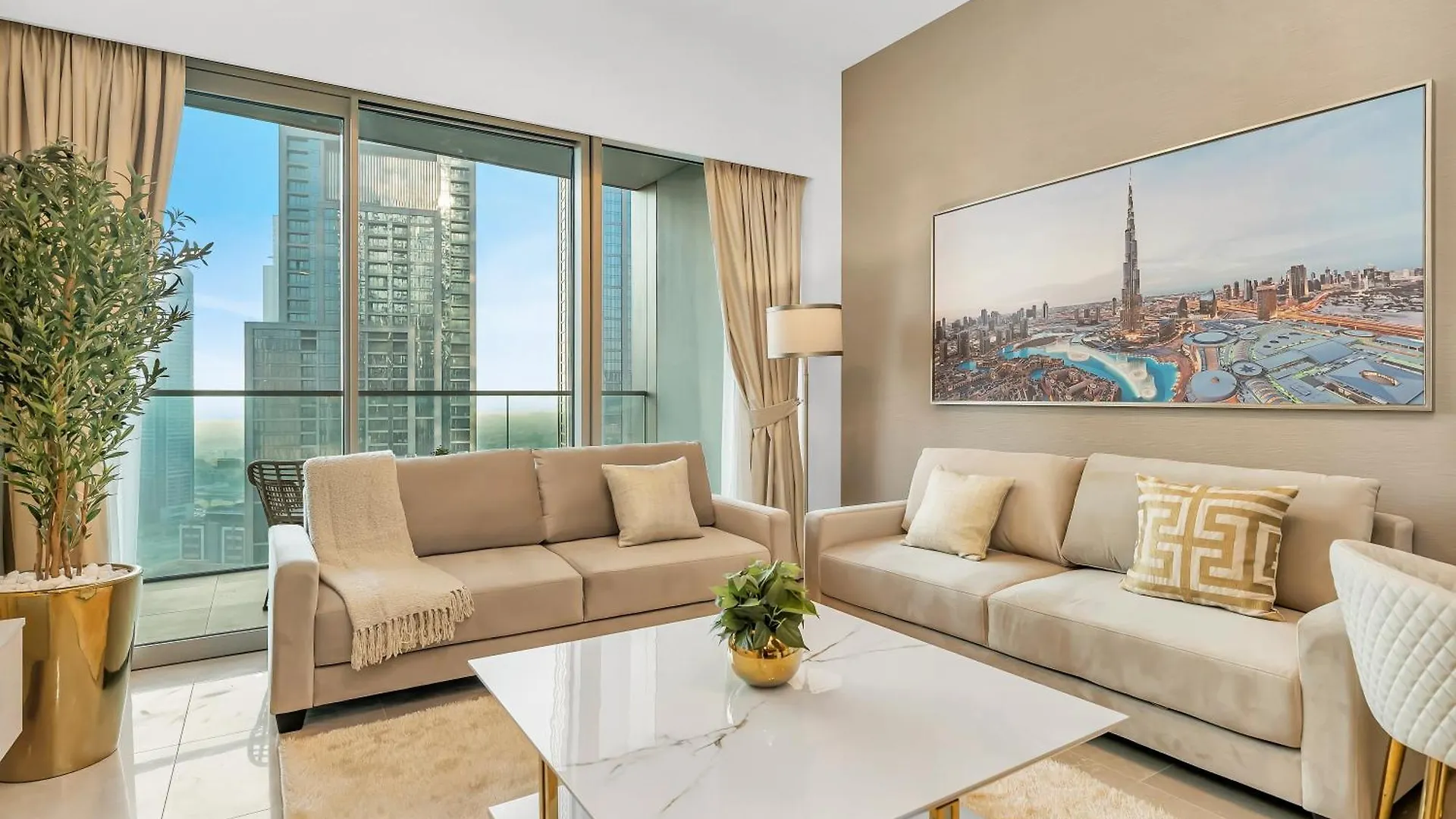 Luxury 1Br 5Min To Dubai Mall Burj Khalifa View From Pool Aparthotel